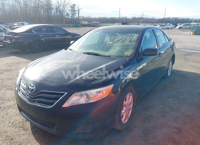 Photo 2 of 2011 Toyota Camry LE (VIN 4T1BF3EK3BU144880)