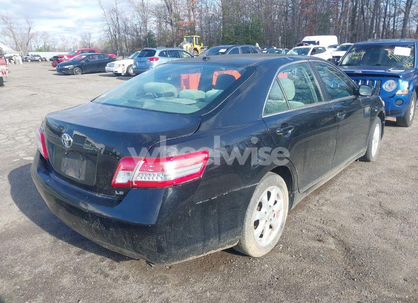 Photo 4 of 2011 Toyota Camry LE (VIN 4T1BF3EK3BU144880)