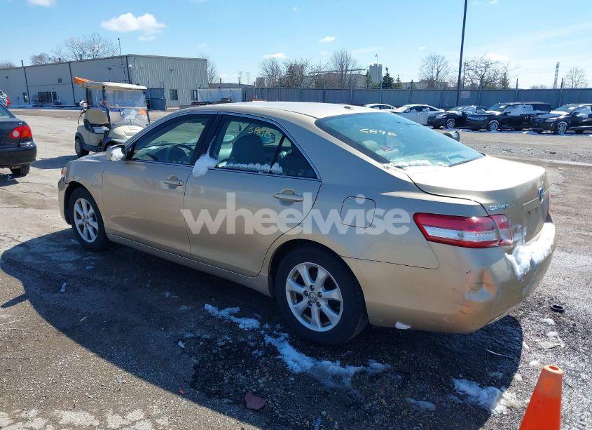 Photo 3 of 2011 Toyota Camry LE (VIN 4T1BF3EK3BU150405)