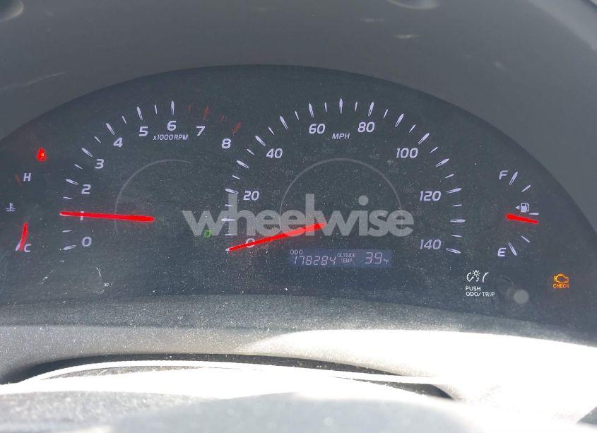 Photo 7 of 2011 Toyota Camry LE (VIN 4T1BF3EK3BU150405)