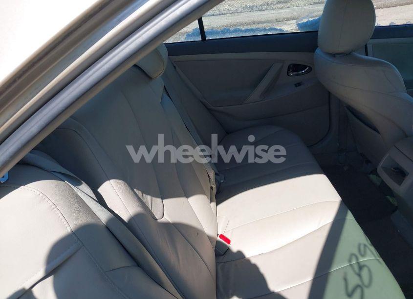 Photo 8 of 2011 Toyota Camry LE (VIN 4T1BF3EK3BU150405)