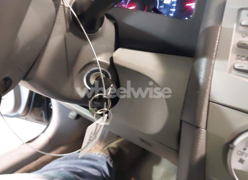 Photo 11 of 2011 Toyota Camry LE (VIN 4T1BF3EK3BU150484)