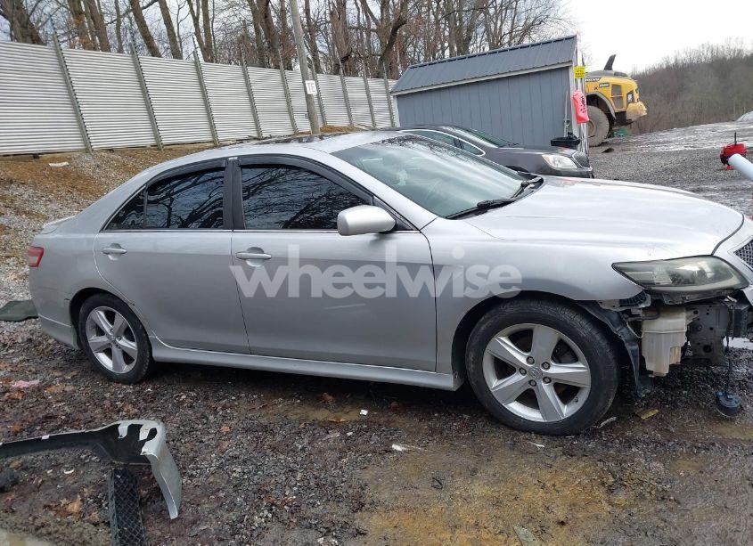 Photo 13 of 2011 Toyota Camry SE (VIN 4T1BF3EK3BU152378)