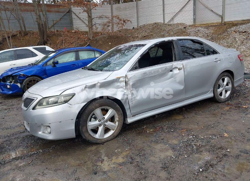 Photo 2 of 2011 Toyota Camry SE (VIN 4T1BF3EK3BU152378)