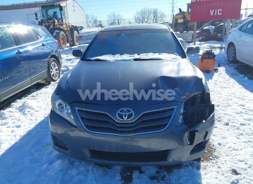 Photo 12 of 2011 Toyota Camry LE (VIN 4T1BF3EK3BU155975)