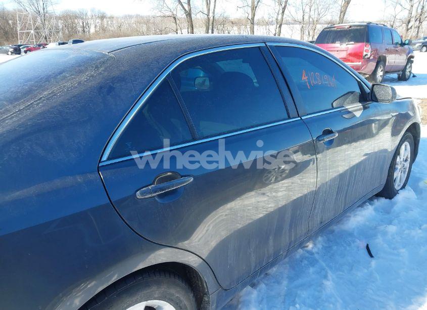 Photo 13 of 2011 Toyota Camry LE (VIN 4T1BF3EK3BU155975)