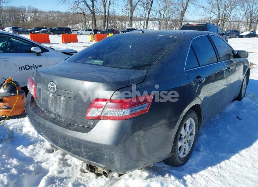 Photo 4 of 2011 Toyota Camry LE (VIN 4T1BF3EK3BU155975)