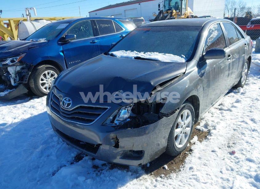 Photo 6 of 2011 Toyota Camry LE (VIN 4T1BF3EK3BU155975)