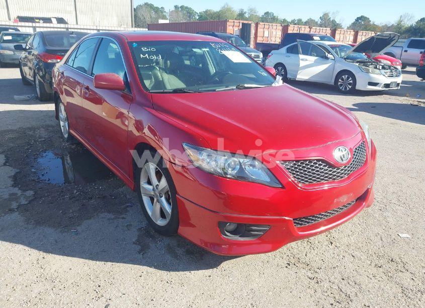 2011 Toyota Camry SE (VIN 4T1BF3EK3BU168449) main photo