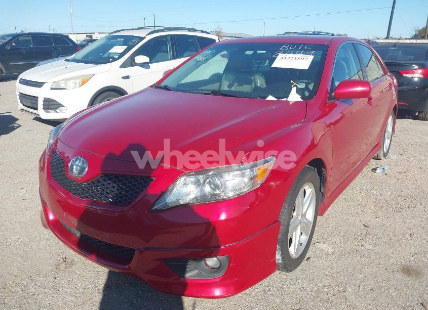 Photo 2 of 2011 Toyota Camry SE (VIN 4T1BF3EK3BU168449)