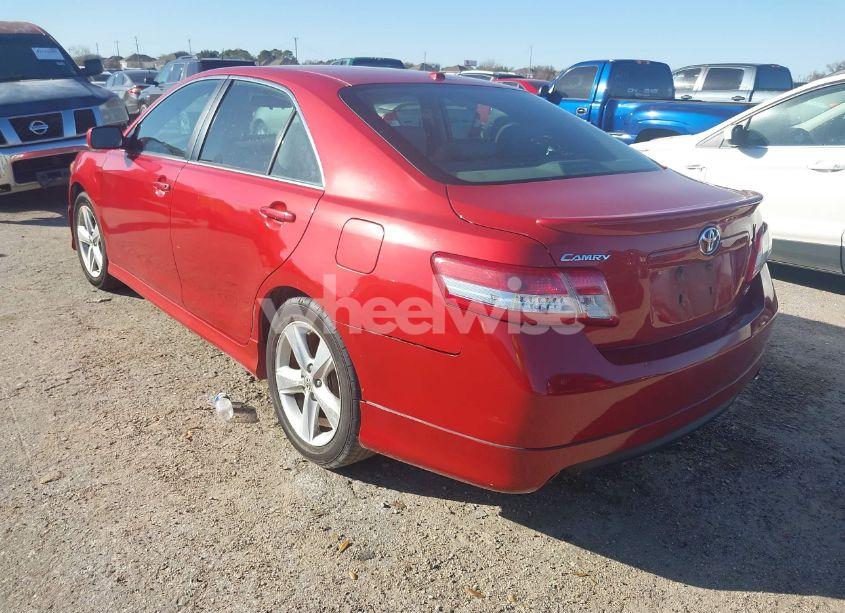 Photo 3 of 2011 Toyota Camry SE (VIN 4T1BF3EK3BU168449)