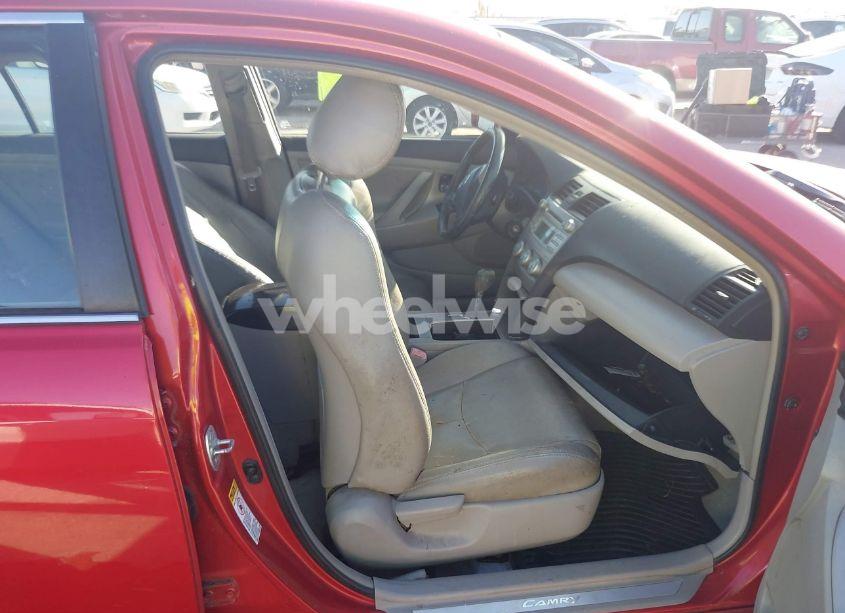 Photo 5 of 2011 Toyota Camry SE (VIN 4T1BF3EK3BU168449)