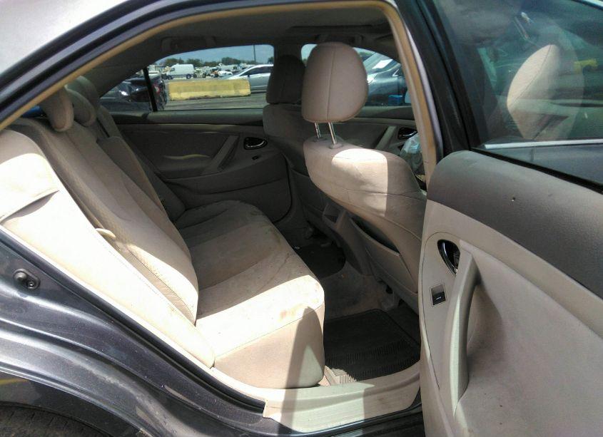 Photo 8 of 2011 Toyota Camry LE (VIN 4T1BF3EK3BU204611)