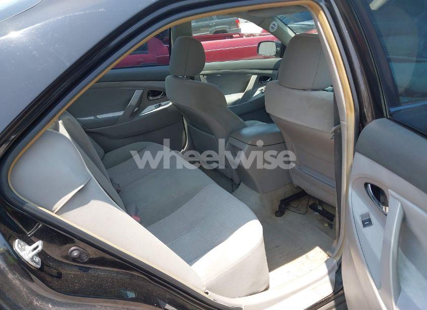 Photo 8 of 2011 Toyota Camry LE (VIN 4T1BF3EK3BU213440)