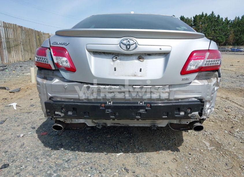 Photo 6 of 2011 Toyota Camry SE (VIN 4T1BF3EK3BU224812)