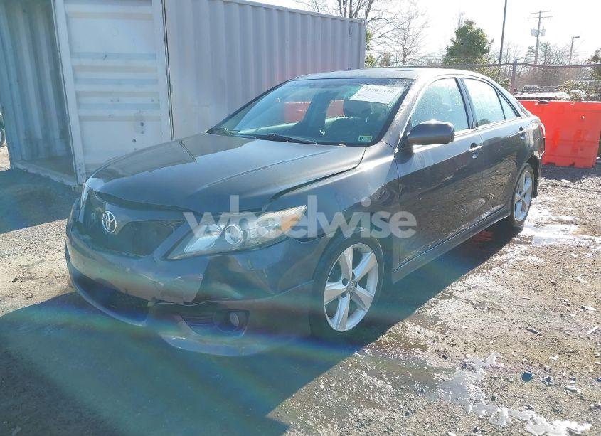 Photo 2 of 2011 Toyota Camry SE (VIN 4T1BF3EK3BU229430)