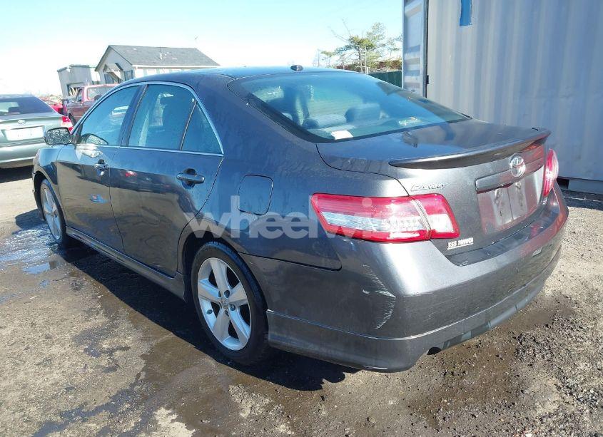 Photo 3 of 2011 Toyota Camry SE (VIN 4T1BF3EK3BU229430)