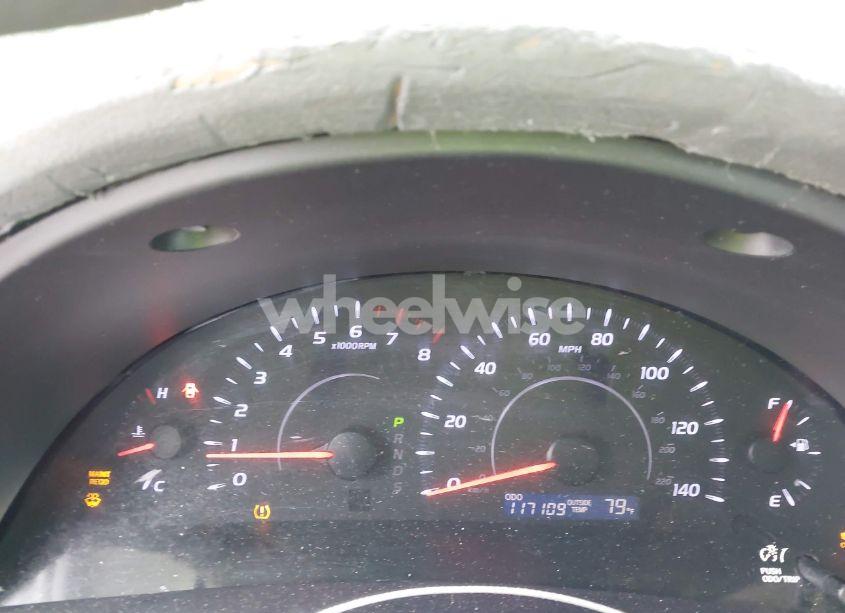 Photo 7 of 2011 Toyota Camry LE (VIN 4T1BF3EK3BU588647)