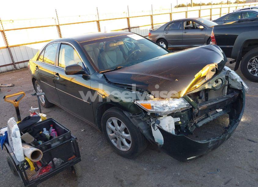 2011 Toyota Camry LE (VIN 4T1BF3EK3BU602336) main photo