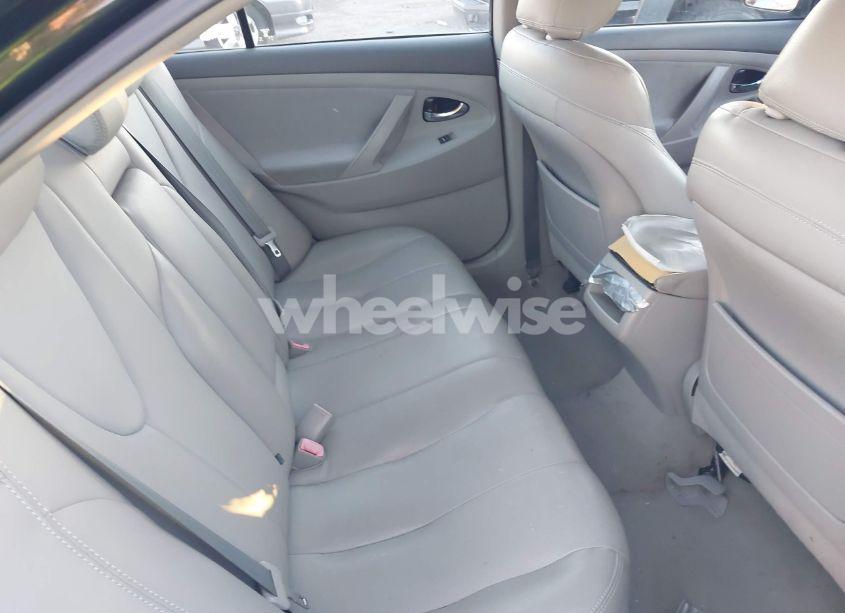 Photo 8 of 2011 Toyota Camry LE (VIN 4T1BF3EK3BU602336)