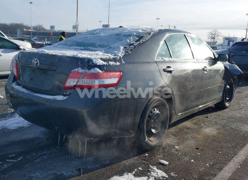 Photo 4 of 2011 Toyota Camry LE (VIN 4T1BF3EK3BU603499)