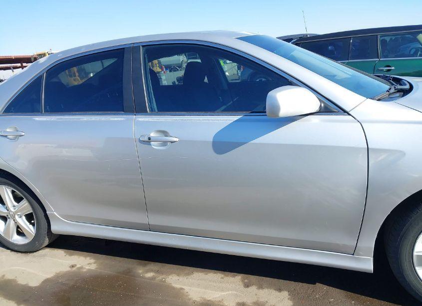 Photo 13 of 2011 Toyota Camry SE (VIN 4T1BF3EK3BU606502)