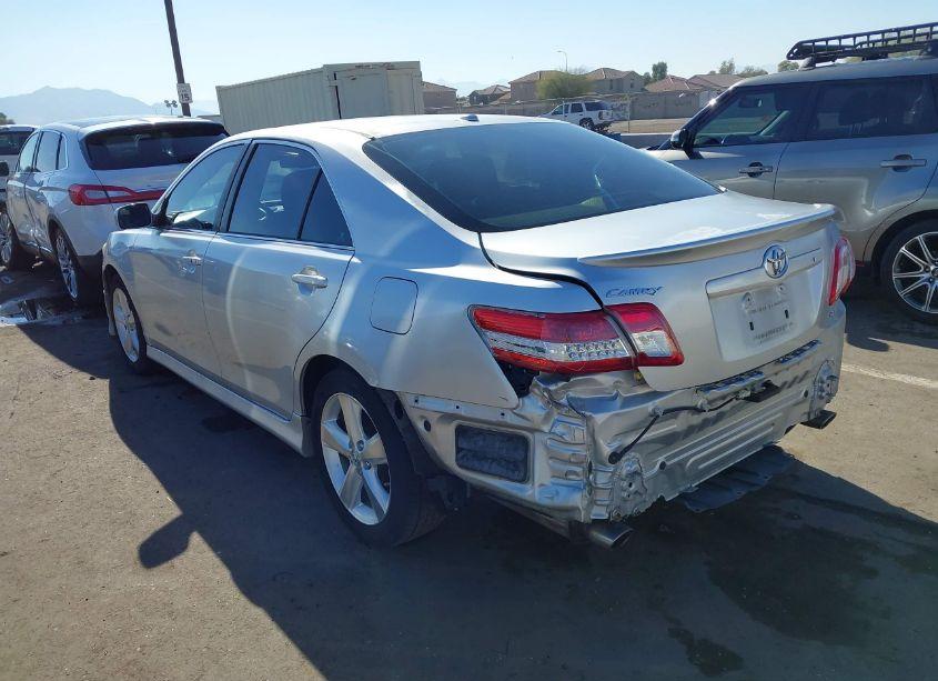 Photo 3 of 2011 Toyota Camry SE (VIN 4T1BF3EK3BU606502)