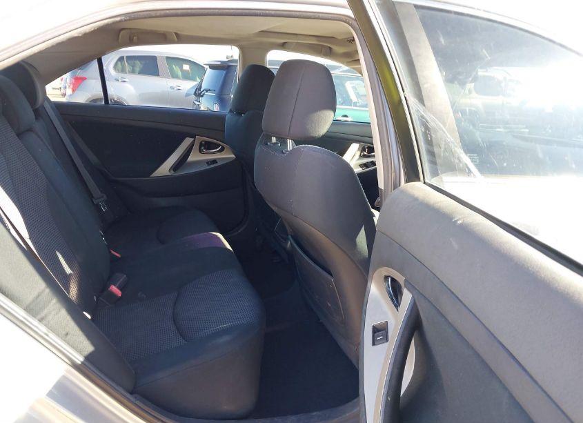 Photo 8 of 2011 Toyota Camry SE (VIN 4T1BF3EK3BU606502)