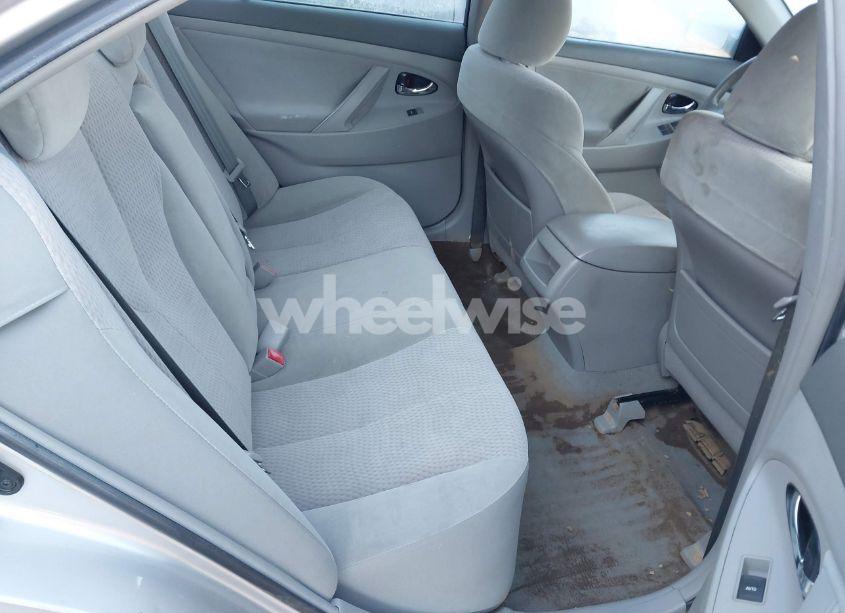 Photo 8 of 2011 Toyota Camry LE (VIN 4T1BF3EK3BU623977)