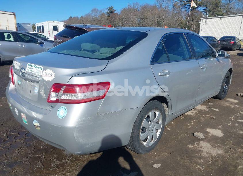 Photo 4 of 2011 Toyota Camry LE (VIN 4T1BF3EK3BU632808)