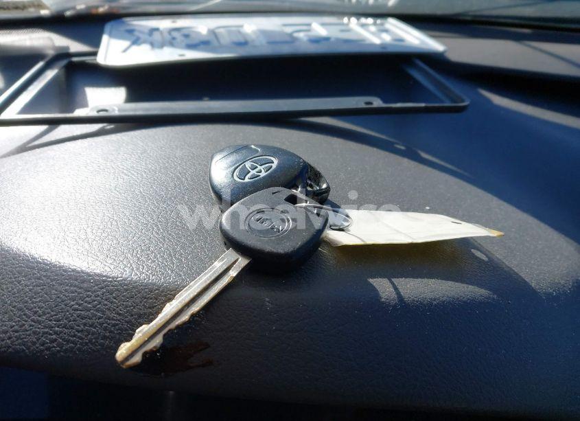 Photo 11 of 2011 Toyota Camry LE (VIN 4T1BF3EK3BU647017)