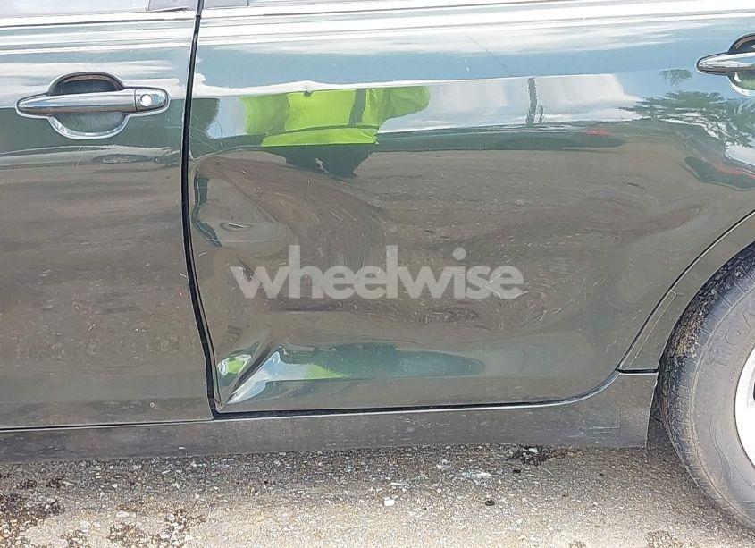 Photo 6 of 2011 Toyota Camry LE (VIN 4T1BF3EK3BU647292)