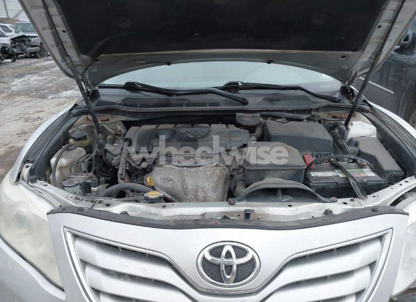 Photo 10 of 2011 Toyota Camry LE (VIN 4T1BF3EK3BU660754)