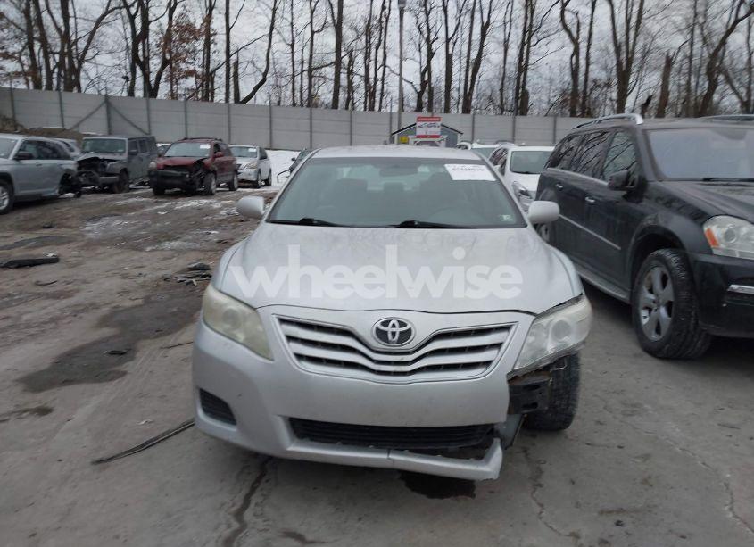 Photo 13 of 2011 Toyota Camry LE (VIN 4T1BF3EK3BU660754)