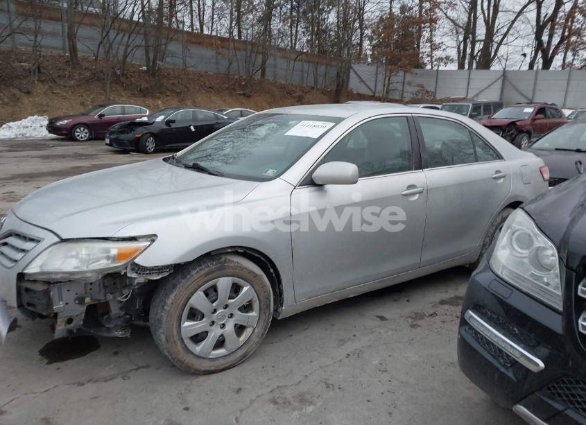 Photo 15 of 2011 Toyota Camry LE (VIN 4T1BF3EK3BU660754)