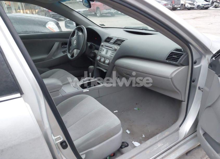 Photo 5 of 2011 Toyota Camry LE (VIN 4T1BF3EK3BU660754)