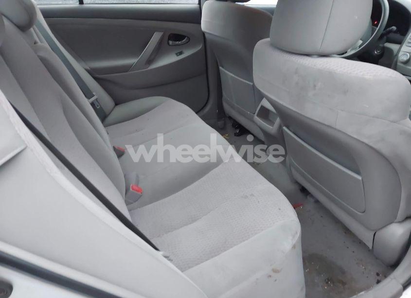 Photo 8 of 2011 Toyota Camry LE (VIN 4T1BF3EK3BU660754)