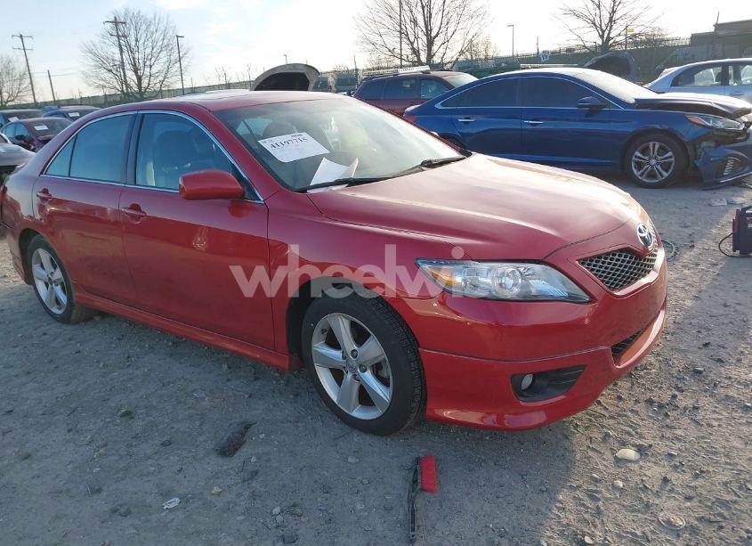 2011 Toyota Camry SE (VIN 4T1BF3EK3BU666134) main photo