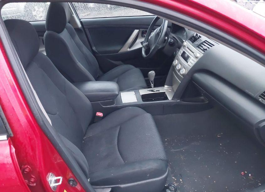 Photo 5 of 2011 Toyota Camry SE (VIN 4T1BF3EK3BU670393)