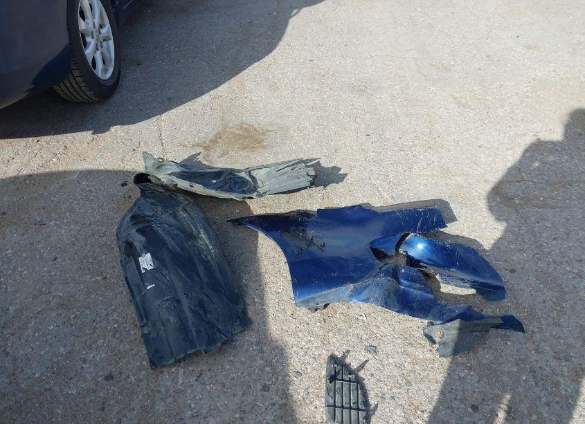 Photo 12 of 2011 Toyota Camry LE (VIN 4T1BF3EK3BU676551)