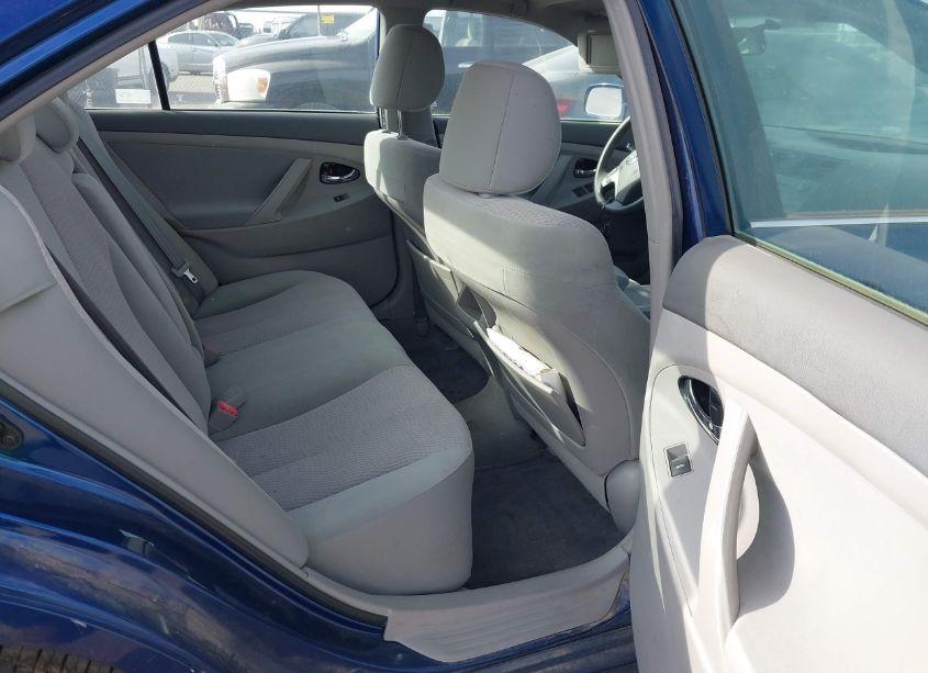 Photo 8 of 2011 Toyota Camry LE (VIN 4T1BF3EK3BU676551)