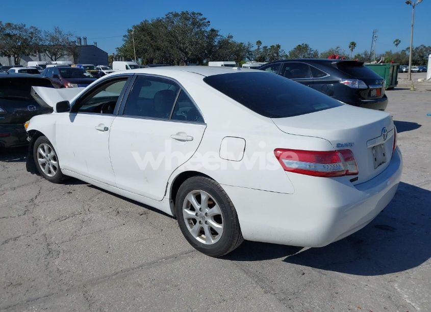 Photo 3 of 2011 Toyota Camry LE (VIN 4T1BF3EK3BU678493)