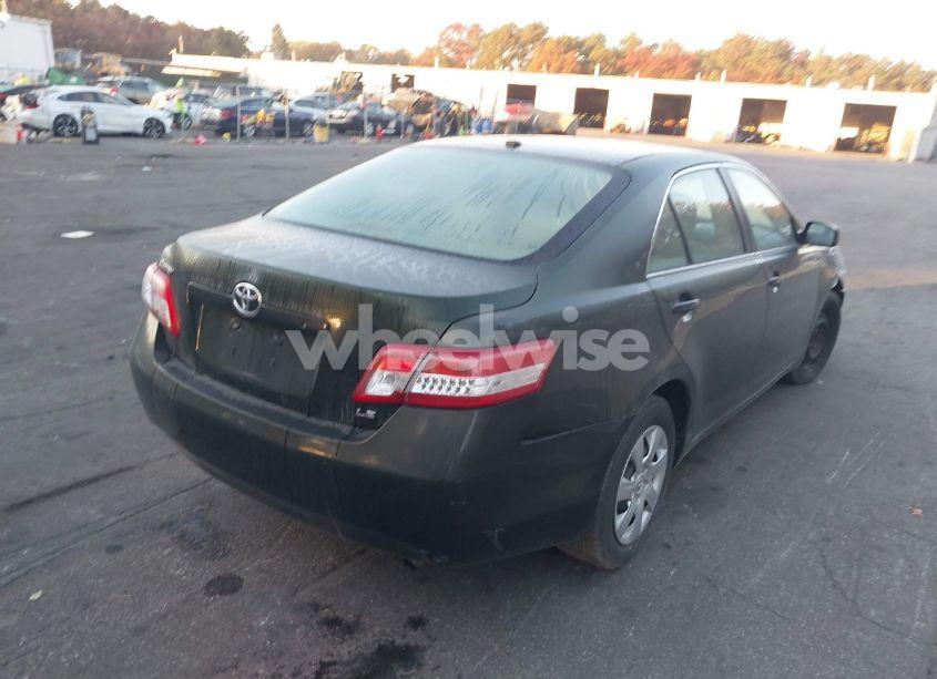 Photo 4 of 2011 Toyota Camry LE (VIN 4T1BF3EK3BU680129)
