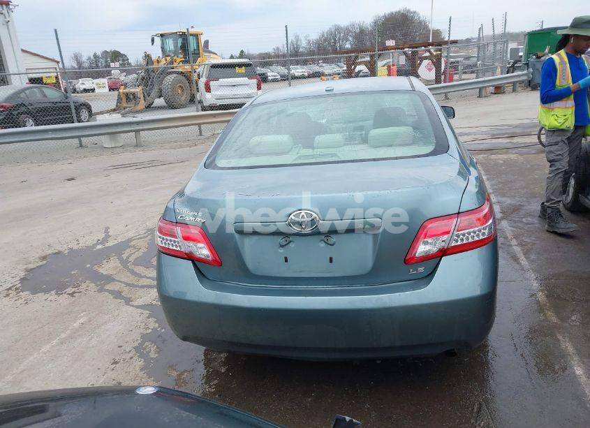 Photo 16 of 2011 Toyota Camry LE (VIN 4T1BF3EK3BU682687)