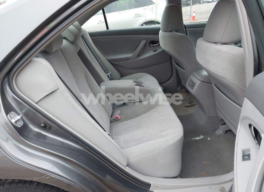 Photo 8 of 2011 Toyota Camry LE (VIN 4T1BF3EK3BU688358)