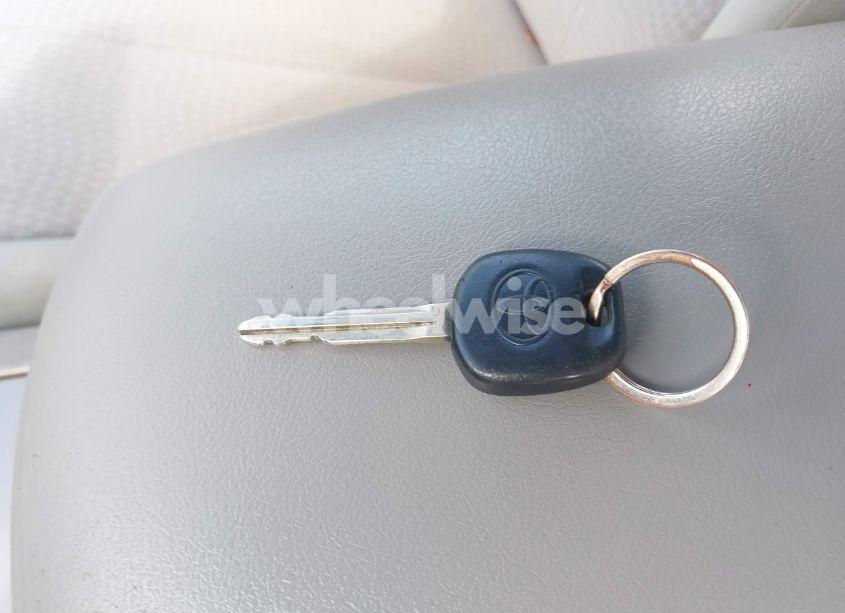 Photo 11 of 2011 Toyota Camry (VIN 4T1BF3EK3BU697075)