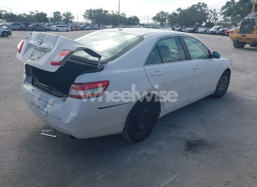 Photo 4 of 2011 Toyota Camry (VIN 4T1BF3EK3BU697075)