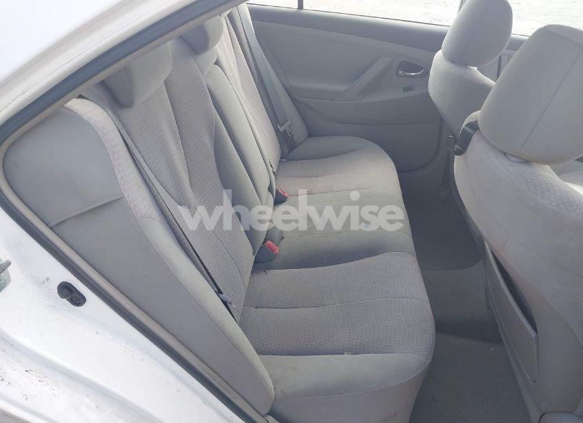 Photo 8 of 2011 Toyota Camry (VIN 4T1BF3EK3BU697075)
