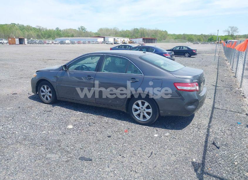 Photo 3 of 2011 Toyota Camry LE (VIN 4T1BF3EK3BU699862)