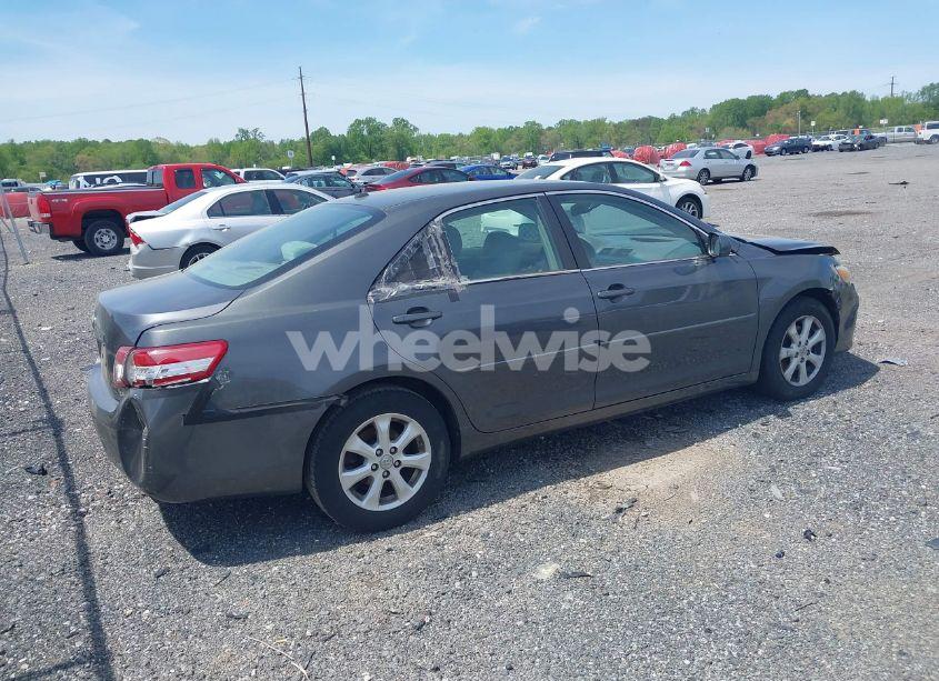 Photo 4 of 2011 Toyota Camry LE (VIN 4T1BF3EK3BU699862)